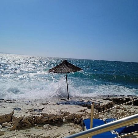 Riviera Rooms Saranda Kültér fotó